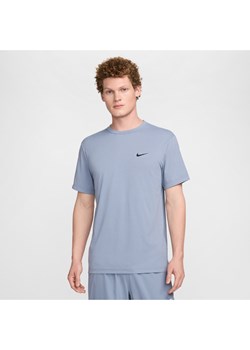 Męska uniwersalna koszulka z krótkim rękawem Dri-FIT UV Nike Hyverse - Niebieski ze sklepu Nike poland w kategorii T-shirty męskie - zdjęcie 173428958