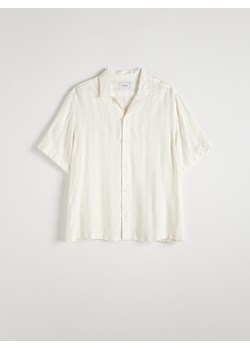 Reserved - Wiskozowa koszula w paski - biały ze sklepu Reserved w kategorii Koszule męskie - zdjęcie 173433778
