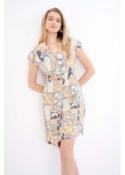 Damska sukienka mini z nadrukiem beżowa ze sklepu 5.10.15 w kategorii Sukienki - zdjęcie 173435577