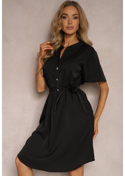 Czarna Trapezowa Sukienka z Dekoltem Zapinanym na Guziki i Materiałowym Paskiem w Talii Vikiiraes ze sklepu Renee odzież w kategorii Sukienki - zdjęcie 173474277