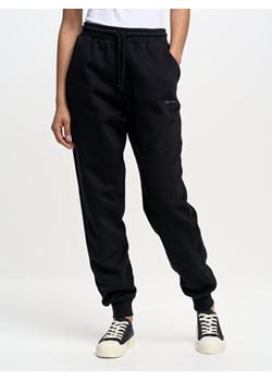 Spodnie dresowe damskie czarne Foxie 906/ Megan 906 ze sklepu Big Star w kategorii Spodnie damskie - zdjęcie 173474476