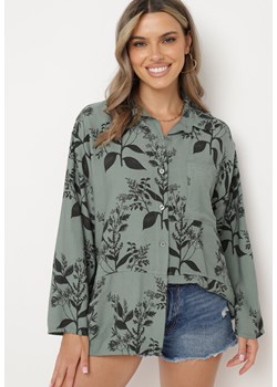 Zielona  Wiskozowa Koszula z Dłuższym Tyłem Eframla ze sklepu Born2be Odzież w kategorii Koszule damskie - zdjęcie 173476748