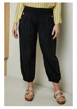 Curvy Lady Spodnie w kolorze czarnym ze sklepu Limango Polska w kategorii Spodnie damskie - zdjęcie 173477239