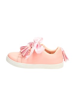 Różowe buty damskie Vices 8271-20 Frędzle ze sklepu suzana.pl w kategorii Trampki damskie - zdjęcie 173482196