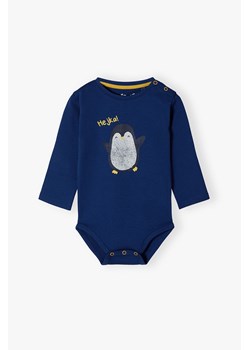 Bawełniane body niemowlęce dla chłopca z pingwinem - granatowe ze sklepu 5.10.15 w kategorii Body niemowlęce - zdjęcie 173499545