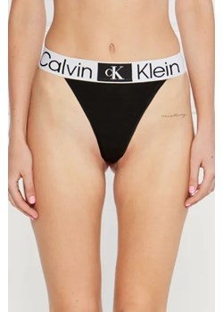 Calvin Klein Underwear Stringi ze sklepu Gomez Fashion Store w kategorii Majtki damskie - zdjęcie 173500916