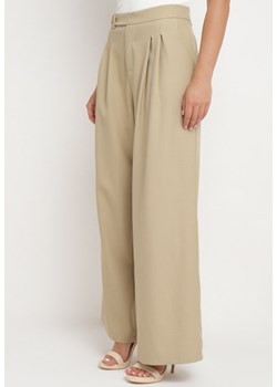 Beżowe Szerokie Spodnie o Garniturowym Kroju Vikkie ze sklepu Born2be Odzież w kategorii Spodnie damskie - zdjęcie 173503717