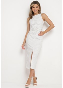 Biała Taliowana Sukienka bez Rękawów z Ozdobnym Marszczeniem Kulefia ze sklepu Born2be Odzież w kategorii Sukienki - zdjęcie 173503889