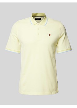 Koszulka polo o kroju regular fit z wyhaftowanym logo model ‘BLUWIN’ ze sklepu Peek&Cloppenburg  w kategorii T-shirty męskie - zdjęcie 173504207
