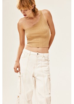 H & M - Dzianinowy top na jedno ramię - Beżowy ze sklepu H&M w kategorii Bluzki damskie - zdjęcie 173507385