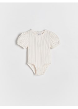 Reserved - Body z krótkim rękawem - złamana biel ze sklepu Reserved w kategorii Body niemowlęce - zdjęcie 173519186