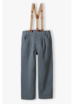 Szare spodnie dla chłopca z odpinanymi szelkami - Limited Edition ze sklepu 5.10.15 w kategorii Spodnie chłopięce - zdjęcie 173520517