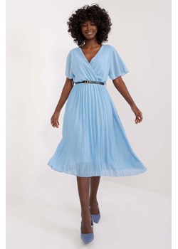 Elegancka plisowana sukienka midi z paskiem- błękitna ze sklepu 5.10.15 w kategorii Sukienki - zdjęcie 173520536