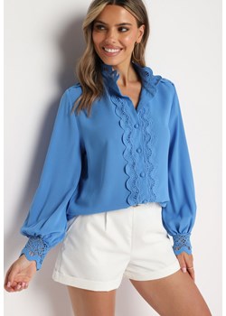 Niebieska Koszula ze Stójką i Koronkowymi Zdobieniami Kalla ze sklepu Born2be Odzież w kategorii Koszule damskie - zdjęcie 173522875