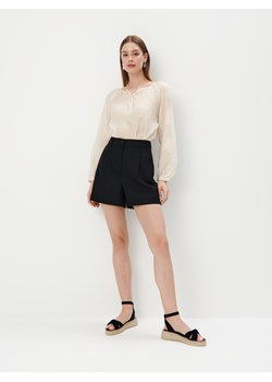 Mohito - Elegancka kremowa bluzka - beżowy ze sklepu Mohito w kategorii Bluzki damskie - zdjęcie 173525476