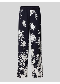 Spodnie materiałowe rozkloszowane o skróconym kroju model ‘CHIARA’ ze sklepu Peek&Cloppenburg  w kategorii Spodnie damskie - zdjęcie 173532457