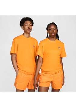 Męski T-shirt z krótkim rękawem Nike x Patta Running Team - Żółty ze sklepu Nike poland w kategorii T-shirty męskie - zdjęcie 173532625