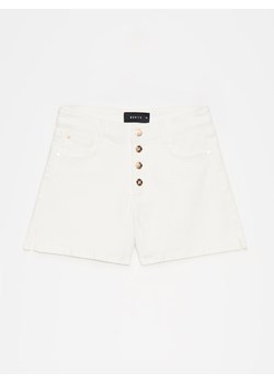 Mohito - Jeansowe szorty - biały ze sklepu Mohito w kategorii Szorty - zdjęcie 173535779
