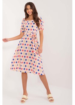 Trapezowa sukienka różowa z bufiastymi rękawami ze sklepu 5.10.15 w kategorii Sukienki - zdjęcie 173537017