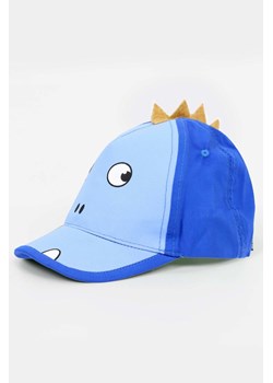 Niebieska czapka z daszkiem chłopięca z elementami 3D ze sklepu 5.10.15 w kategorii Czapki dziecięce - zdjęcie 173537047