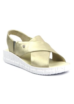 Skórzane sandały damskie na platformie - HELIOS Komfort 132, złote ze sklepu ulubioneobuwie w kategorii Sandały damskie - zdjęcie 173543815