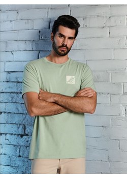 Sinsay - Koszulka z nadrukiem - zielony ze sklepu Sinsay w kategorii T-shirty męskie - zdjęcie 173547025