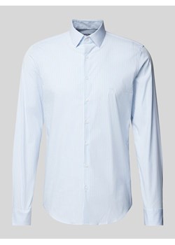 Koszula biznesowa o kroju slim fit z kołnierzykiem typu kent model ‘Bari’ ze sklepu Peek&Cloppenburg  w kategorii Koszule męskie - zdjęcie 173553196