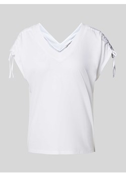 T-shirt z dekoltem w serek ze sklepu Peek&Cloppenburg  w kategorii Bluzki damskie - zdjęcie 173553285