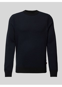 Sweter z dzianiny z fakturowanym wzorem model ‘Kaponski’ ze sklepu Peek&Cloppenburg  w kategorii Swetry męskie - zdjęcie 173555077