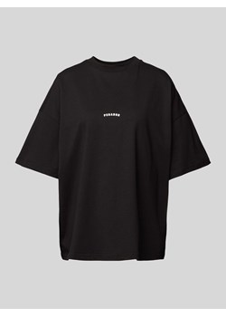 T-shirt o kroju oversized z nadrukiem z logo model ‘GABI’ ze sklepu Peek&Cloppenburg  w kategorii Bluzki damskie - zdjęcie 173556536