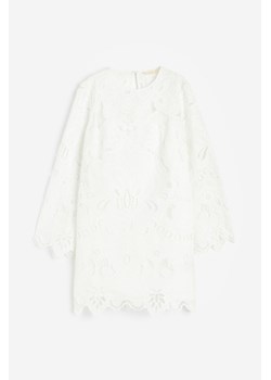 H & M - Sukienka z haftem angielskim - Biały ze sklepu H&M w kategorii Sukienki - zdjęcie 173558719