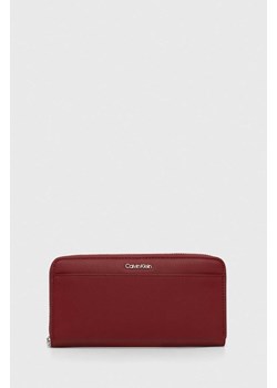 Calvin Klein portfel damski kolor czerwony K60K610949 ze sklepu ANSWEAR.com w kategorii Portfele damskie - zdjęcie 173568925