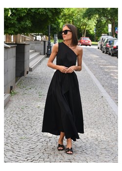 Sukienka Bell na jedno ramię czarna ze sklepu forseti.net.pl w kategorii Sukienki - zdjęcie 173572096