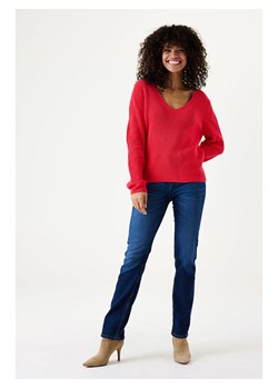 Garcia Sweter w kolorze czerwonym ze sklepu Limango Polska w kategorii Swetry damskie - zdjęcie 173572878