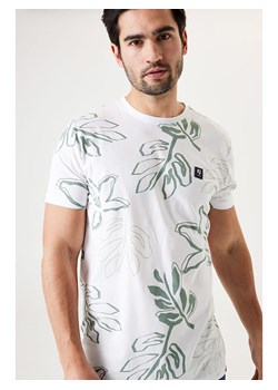 Garcia Koszulka w kolorze białym ze sklepu Limango Polska w kategorii T-shirty męskie - zdjęcie 173573789