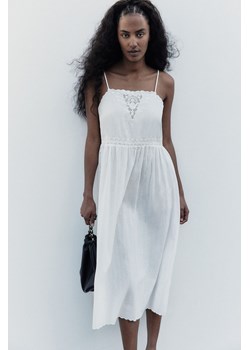 H & M - Bawełniana sukienka z haftem - Biały ze sklepu H&M w kategorii Sukienki - zdjęcie 173578478