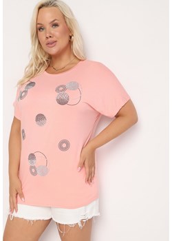 Jasnoróżowy T-shirt z Bawełny Wykończony Cyrkoniami Krissianne ze sklepu Born2be Odzież w kategorii Bluzki damskie - zdjęcie 173586105