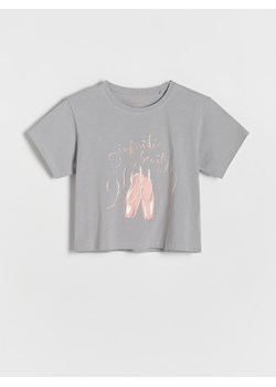 Reserved - Bawełniany t-shirt z nadrukiem - jasnoszary ze sklepu Reserved w kategorii Bluzki dziewczęce - zdjęcie 173588139