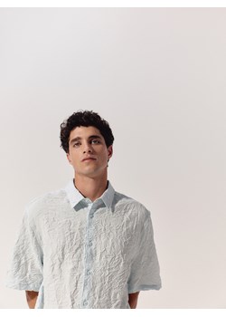 Reserved - Koszula comfort z efektem gniecenia - jasnoniebieski ze sklepu Reserved w kategorii Koszule męskie - zdjęcie 173588335