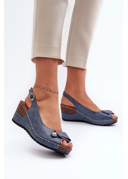 Sandały Na Koturnie Lekkie Comfort Shoes Damskie Efravia ze sklepu ZAZOO w kategorii Sandały damskie - zdjęcie 173592485
