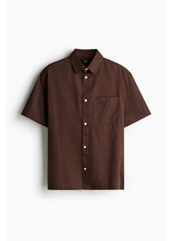H & M - Koszula z krótkim rękawem Relaxed Fit - Brązowy ze sklepu H&M w kategorii Koszule męskie - zdjęcie 173595175