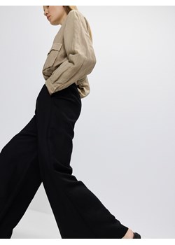 Reserved - Spodnie z lnem - czarny ze sklepu Reserved w kategorii Spodnie damskie - zdjęcie 173597775
