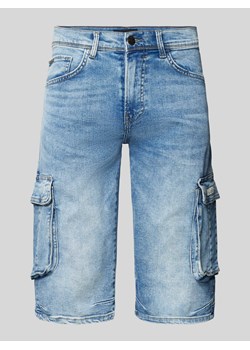 Spodnie cargo o kroju regular fit z imitacji denimu ze sklepu Peek&Cloppenburg  w kategorii Spodenki męskie - zdjęcie 173599918