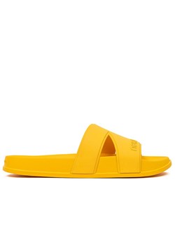 Klapki New Balance SUF20SC1 - pomarańczowe ze sklepu streetstyle24.pl w kategorii Klapki damskie - zdjęcie 173600076