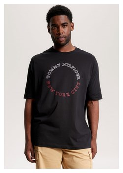 Tommy Hilfiger Koszulka w kolorze czarnym ze sklepu Limango Polska w kategorii T-shirty męskie - zdjęcie 173612836
