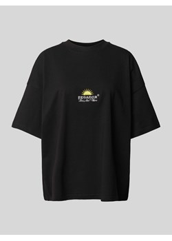 T-shirt o kroju oversized z okrągłym dekoltem model ‘FLORA’ ze sklepu Peek&Cloppenburg  w kategorii Bluzki damskie - zdjęcie 173621988