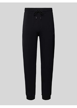 Spodnie dresowe z naszywką z logo model ‘Dimacs’ ze sklepu Peek&Cloppenburg  w kategorii Spodnie męskie - zdjęcie 173629768