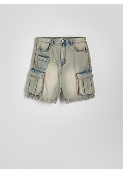 Reserved - Jeansowe szorty cargo - musztardowy ze sklepu Reserved w kategorii Spodenki męskie - zdjęcie 173637247