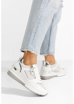Białe sneakersy na koturnie Rafina V2 ze sklepu Zapatos w kategorii Buty sportowe damskie - zdjęcie 173639657