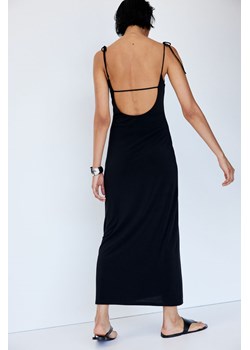 H & M - Sukienka midi z wiązanymi ramiączkami - Czarny ze sklepu H&M w kategorii Sukienki - zdjęcie 173647189